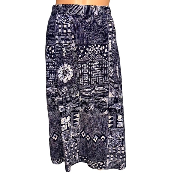 Orvis Dresses & Skirts - Vintage Orvis Women’s 100% Cotton Navy & White Floral Wrap Skirt ~  Size L